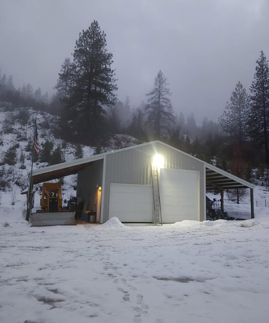 AKK LED Wall Pack Light AKK LED Parking Lot Light, AKK Parking Lot Light, AKK LED Wall Pack Light, AKK LED Wall Pack, AKK LED Barn Light, AKK Smart Outdoor Lantern Light